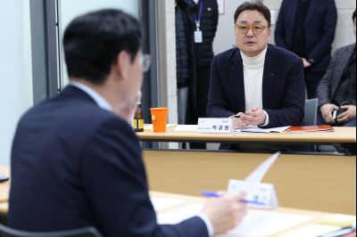 화성FC 대표이사 임용장 교부 20260109 화성FC 대표이사 임용장 교부_07.jpg