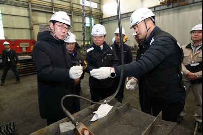 김영훈 고용노동부 장관 화성시 산업안전지킴이 현장 방문 합동점검 및 강평 20260109 김영훈 고용노동부 장관 준인산업 합동점검(장안면 석포리 준인산업) (31)_resize.JPG