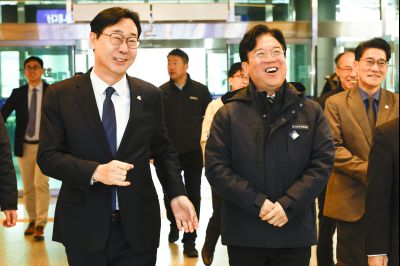 김영훈 고용노동부 장관 화성시 산업안전지킴이 합동점검 및 간담회 산업안전지킴이 합동점검 및 간담회_16.jpg
