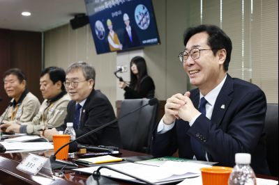 김영훈 고용노동부 장관 화성시 산업안전지킴이 합동점검 및 간담회 산업안전지킴이 합동점검 및 간담회_32.jpg