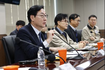 김영훈 고용노동부 장관 화성시 산업안전지킴이 합동점검 및 간담회 산업안전지킴이 합동점검 및 간담회_35.jpg
