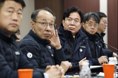 김영훈 고용노동부 장관 화성시 산업안전지킴이 합동점검 및 간담회 산업안전지킴이 합동점검 및 간담회_40.jpg