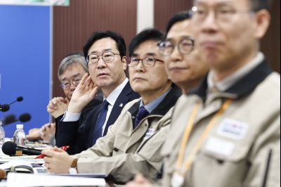 김영훈 고용노동부 장관 화성시 산업안전지킴이 합동점검 및 간담회 산업안전지킴이 합동점검 및 간담회_41.jpg