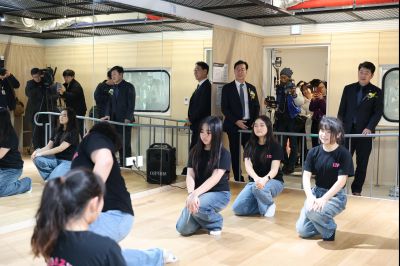 봉담 와우도서관 개관식 C1KS0357_resize.JPG