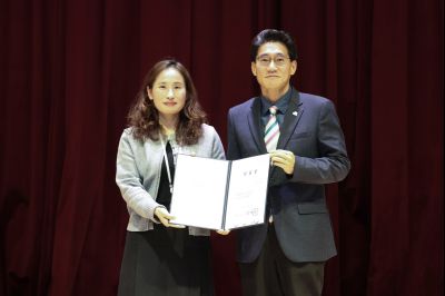 6급 승진자 임용장 교부 0D0A1243_resize.jpg