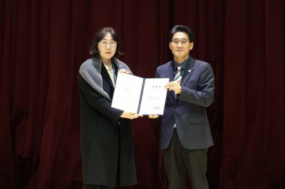 6급 승진자 임용장 교부 0D0A1575_resize.jpg