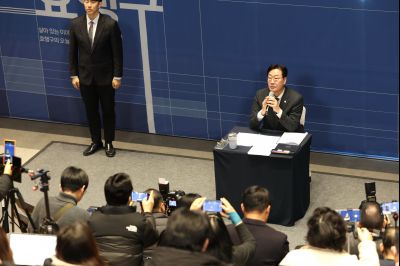 신년 언론브리핑 20260127 신년 언론브리핑___05_resize.jpg