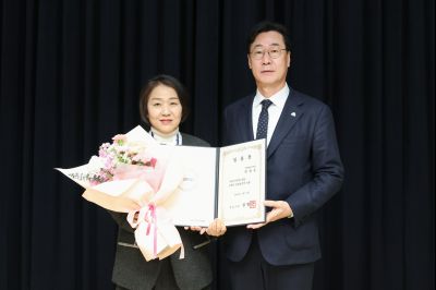 5급 이상 임용장 교부 0D0A7698_resize.jpg