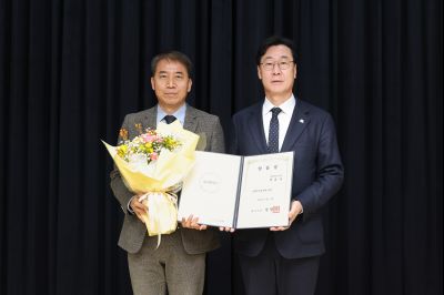 5급 이상 임용장 교부 0D0A7722_resize.jpg