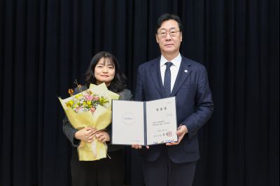 5급 이상 임용장 교부 0D0A7880_resize.jpg