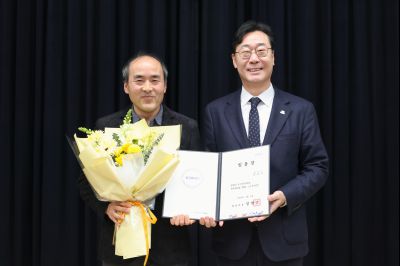 5급 이상 임용장 교부 0D0A8110_resize.jpg