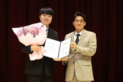 2026년 신규공직자 임용장 교부식 C1KS7379_resize.JPG