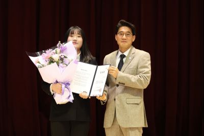 2026년 신규공직자 임용장 교부식 C1KS7408_resize.JPG