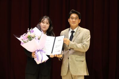 2026년 신규공직자 임용장 교부식 C1KS7428_resize.JPG