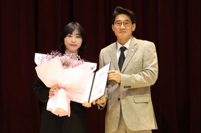 2026년 신규공직자 임용장 교부식 C1KS7434_resize.JPG