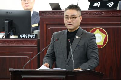 제246회 임시회 제1차 본회의 0D0A9761_resize.jpg