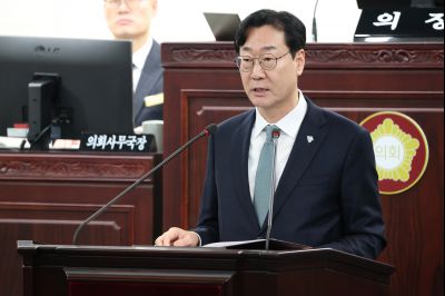 제246회 임시회 제1차 본회의 0D0A9830_resize.jpg