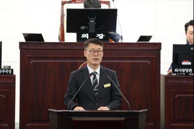 제246회 임시회 제1차 본회의 C1KS8975_resize.JPG