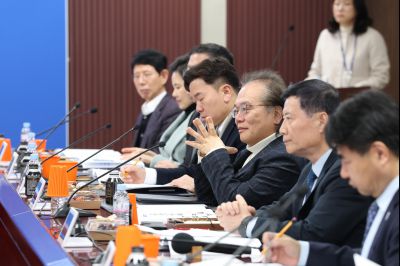 시정자문위원회 위촉장 수여 및 전체회의 0D0A0375_resize.jpg