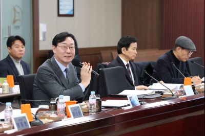 시정자문위원회 위촉장 수여 및 전체회의 0D0A0378_resize.jpg