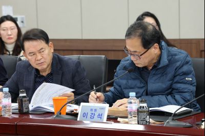 시정자문위원회 위촉장 수여 및 전체회의 0D0A0604_resize.jpg