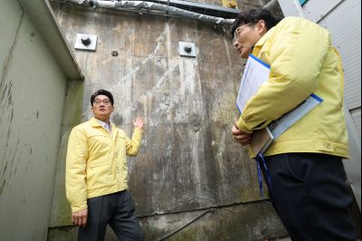 윤성진 제1부시장 향남읍 화리현리 급경사지 위험지역 현방방문 C1KS9521_resize.JPG