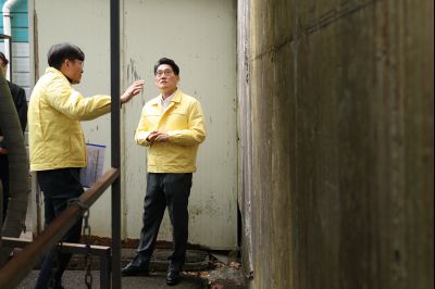 윤성진 제1부시장 향남읍 화리현리 급경사지 위험지역 현방방문 C1KS9594_resize.JPG