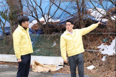 윤성진 제1부시장 남양읍 북양리 급경사지 위험지역 현장방문 C1KS9916_resize.JPG