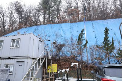 윤성진 제1부시장 남양읍 북양리 급경사지 위험지역 현장방문 C1KS9953_resize.JPG