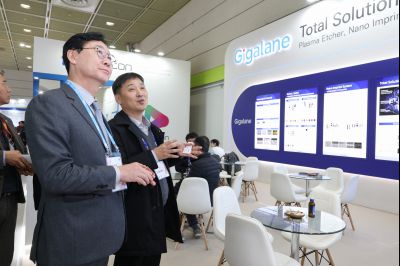 반도체 전시회(세미콘 코리아) 격려 및 간담회 0D0A2532_resize.jpg