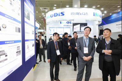 반도체 전시회(세미콘 코리아) 격려 및 간담회 0D0A2548_resize.jpg