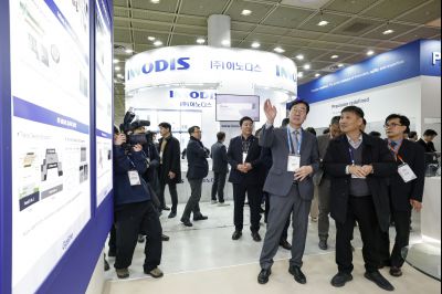 반도체 전시회(세미콘 코리아) 격려 및 간담회 20260212 반도체 전시회(세미콘 코리아) 격려 및 간담회_09_resize.jpg