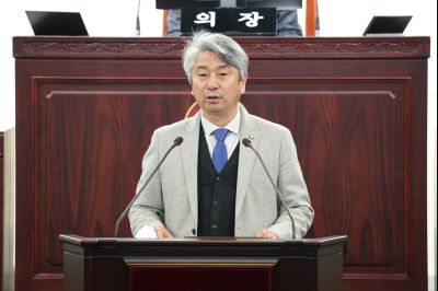 제248회 임시회 제2차 본회의 0D0A3245_resize.jpg