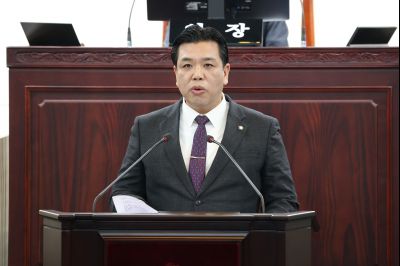 제248회 임시회 제2차 본회의 0D0A3373_resize.jpg