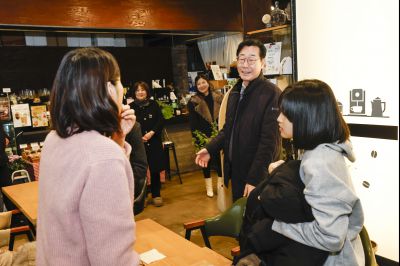 설명절 맞이 기관방문(병점 중심상가) 설명정 맞이 기관방문(병점 중심상가)_12_resize.jpg