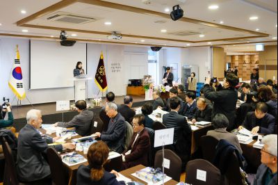 화성문화원 60년사 출판기념회 20260224 화성문화원60년사 출판기념회(향남읍 화성문화원) (7)_resize.jpg