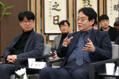 화성시-(사)문화강국 네트워크 업무협약식 C1KS0174_resize.JPG