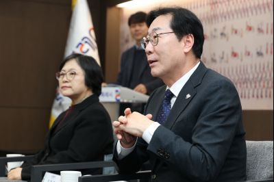 화성시-(사)문화강국 네트워크 업무협약식 C1KS0205_resize.JPG