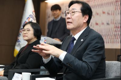 화성시-(사)문화강국 네트워크 업무협약식 C1KS0210_resize.JPG