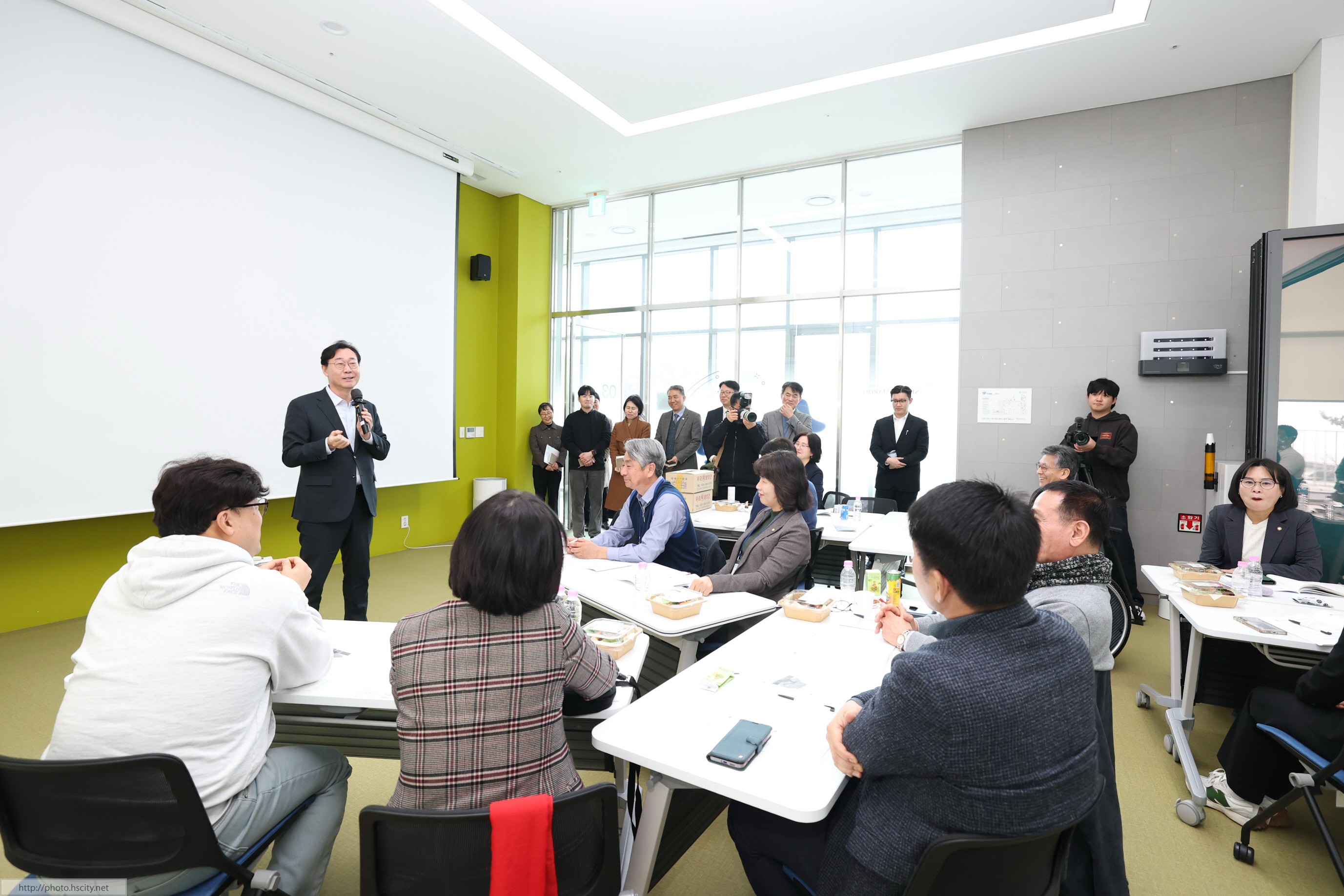 화성시의회 상반기 워크숍 격려방문 