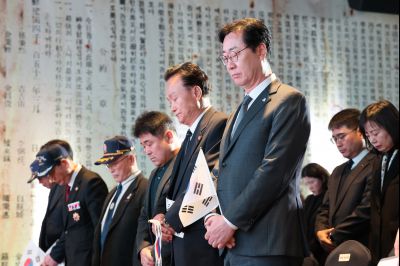 제107주년 3.1절 기념식 0D0A3876_resize.jpg