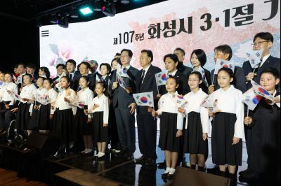 제107주년 3.1절 기념식 0D0A4866_resize.jpg
