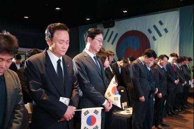 제107주년 3.1절 기념식 C1KS1742_resize.JPG