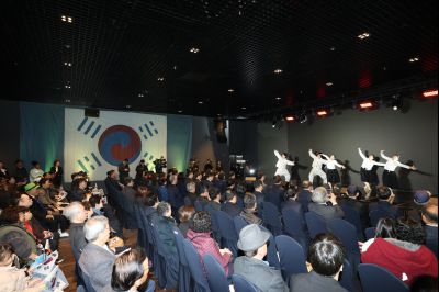 제107주년 3.1절 기념식 C1KS2204_resize.JPG