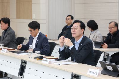 주요업무계획보고 (4차) 0D0A5447_resize.jpg