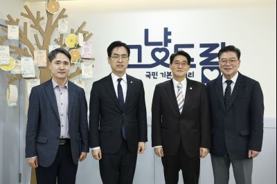 김민재 행정안전부 차관 그냥드림사업장 현장방문 20260304 행정안전부 차관 그냥드림사업장 현장방문_01.jpg