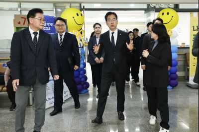 김민재 행정안전부 차관 그냥드림사업장 현장방문 20260304 행정안전부 차관 그냥드림사업장 현장방문_05.jpg