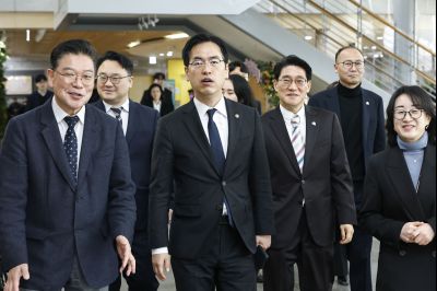 김민재 행정안전부 차관 그냥드림사업장 현장방문 20260304 행정안전부 차관 그냥드림사업장 현장방문_11.jpg