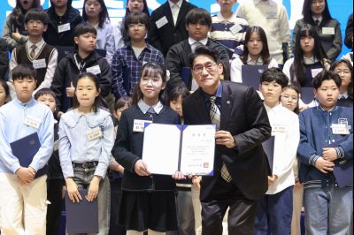 제9대 화성시 어린이 청소년 의회 발대식 0D0A9302_resize.jpg