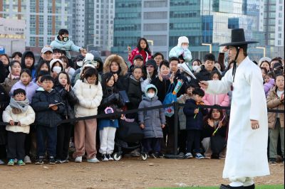 2026 화성특례시 제2회 정월대보름 한마당 C1KS3270_resize.JPG